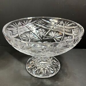 Vintage Bohemian Kusak Brilliant Cut Pinwheel Crystal 8 1/2” Round Pedestal Bowl